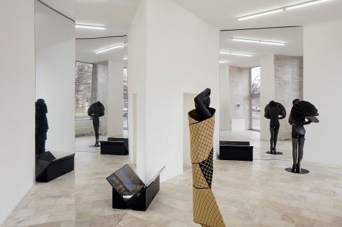 Blick in den Raum der Architektur Galerie Berlin<br />