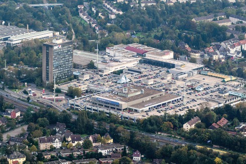 <span class="Bold">Rhein-Ruhr-Zentrum bei Mühlheim an der Ruhr von Walter Brune</span><br />