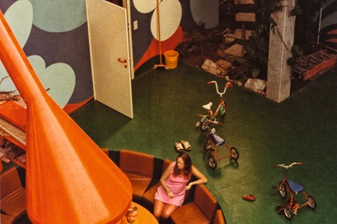 <strong>1974</strong> Alltagsleben im Atrium West in Matzigners erster Wohnanlage, kurz nach Fertigstellung<br />