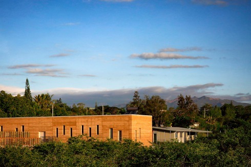 <span class="Bold">Preis Schule, Sport und Gesundheit:</span> Die High School Païamboué in Neukaledonien entwarfen <br />André Berthier, Joseph Frassanito und Espaces Libres (K’ADH)<br /><br />