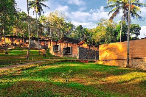 <span class="Bold">Preis </span><strong></strong>Kulturbauten: Die Ambepussa Community Lib­rary auf Sri Lanka planten Robust Architecture Workshop <br /><br />