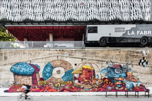 Das Kulturzentrum „La Fabrique“ ist einer der neuen Treffpunkte auf der Ile de Nantes. Es wurde von den Architekten Tetarc (Michel Bertreux) konzipiert.<br />