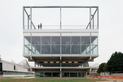 Preis (5000 Euro): <strong>MUOTO</strong> (Paris) für den "Public Condenser", ein kostengünstiges und flexibles Universitätsgebäude in Paris-Saclay<br />