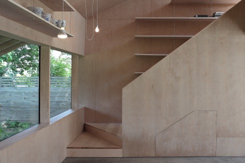 Sie ist mit geseiftem Holz verkleidet.<br />