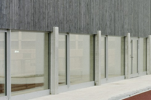 Als „Peter-Märkli-Moment“ bezeichnet der Architekt das Verschmelzen von Tektonik und Atektonik an der Südfassade.<br />