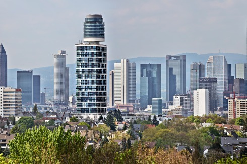 ... und das neue, 140 Meter hohe Hochhaus mit 209 Wohnungen.<br />
