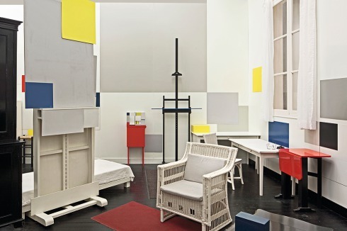 Rekonstruktion von Mondrians Pariser Atelier.<br />