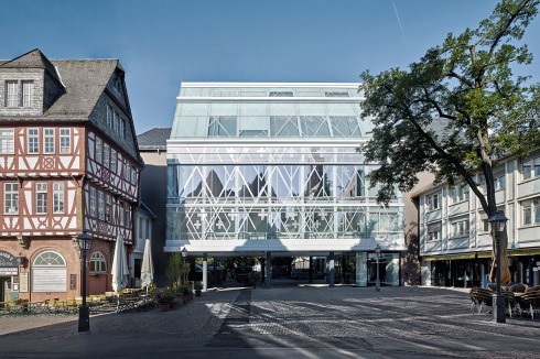 ... und nach dem Umbau zur Akademie.<br />