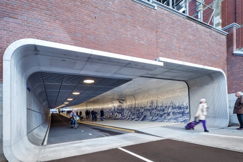 Eine neue 110 Meter lange Passage verbindet die Nord- mit der Südseite des Bahnhofs.<br />