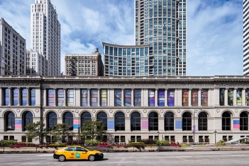 Das Chicago Cultural Center, ehemals Stadtbibliothek: 1a-Lage, vielleicht ein wenig zu repräsentativ.<br />