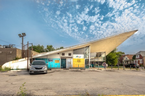 Pride Cleaners, 558 E. 79th, Gerald Siegwart, 1959<br />Die Ausstellung "Chicago: A Southern Exposure" läuft bis Februar 2018 im <a href="http://www.dusablemuseum.org/exhibits/chicago-a-southern-exposure/" target="_blank" >DuSable Museum of African American History </a>in Chicago.<br />