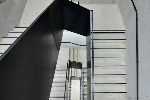 Zentrale Treppe des „Signalgebäudes“.<br />