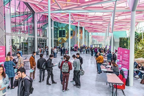 Der Ort des Austauschs für die Studierenden der verschiedenen Hochschulen.<br />