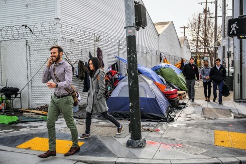 Zelte auf der Harrison Street, eines der vielen Camps San Franciscos <br />