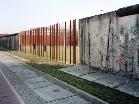 Bauwelt Unbuilding Walls