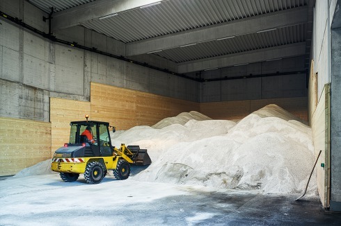 Um die Betonwände des Salzlagers vor Korrosionzu schützen, wurden sie teilweise mit Holzlatten verkleidet.<br />