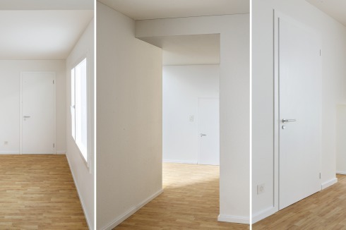Modellfoto-Triptychon der Rauminstallation; vergleicht man die Größen der Türöffnungen, werden die Maßstabssprünge augenfällig.<br />