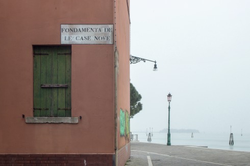 Zwischen 1923 und 1939 entstanden vier neue Wohnquartiere in der Altstadt von Venedig.<span class="OffWhite"></span><br />