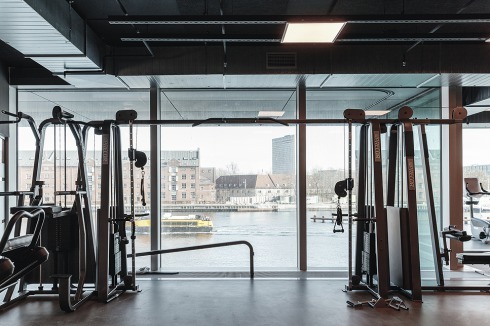 Das Fitnessstudio bietet auf 1600 Quadratmetern Platz für Muskeltraining, ...<br />
