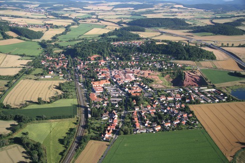 Das GDL (vorn) bestimmt das Ortsbild Friedlands.<br />