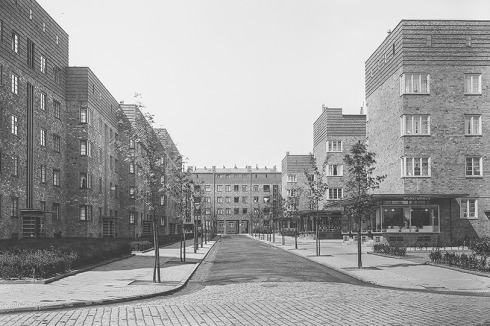 Gustav Oelsner Wohnhäuser in der Helmholzstraße und Bunsenstraße (1927).<br />