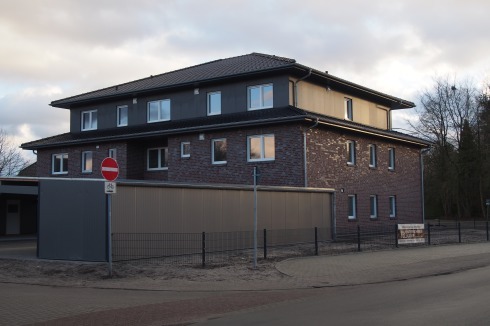 Der auf dem Grundstück errichtete Neubau mit altersgerechten Mietwohnungen<br />