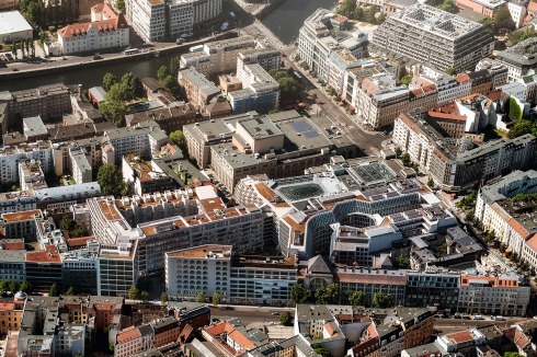 Im Luftbild ist das Projekt schon realisiert, ...<br />