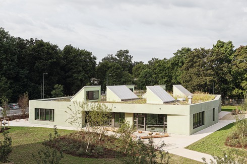 Zum Neubau der Europäischen Schule München gehört auch eine viergrup­pige Kindertagesstätte.<br />