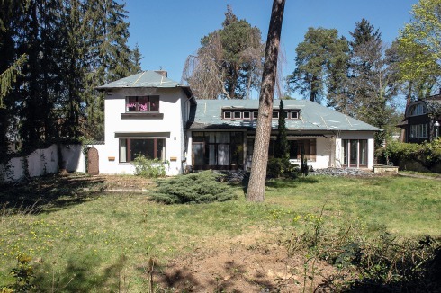 Wohnhaus Tannenberg­allee 28 in Berlin-Westend im April 2020<br />