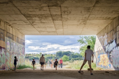 Zombie Tunnel. Natalie Gutiérrez und Julio de la Fuente<br />