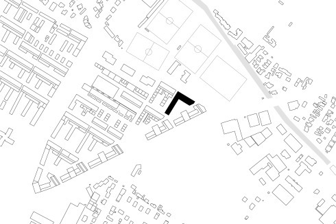 Der 5,40 Meter hohe Hauptraum führt zur Verzahnung der Grundrisse. Es gibt diverse Gemeinschaftsflächen: einen Garten, einen 100 m² großen Gemeinschaftsraum und die Dachterrasse.<br />