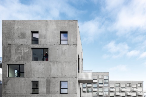 „32 Logements-Cathédrale“ konnte im Januar bezogen werden. Es steht auf dem Grundstück einer ehemaligen Schlachterei und ist Teil eines großflächigen Städtebauprojekts im Südosten von Dijon.<br />