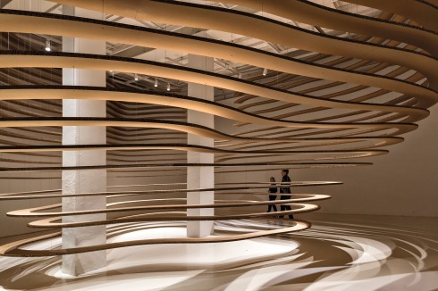 <span class="Bold">2017</span> „Ingenhoven Architekten. Green Heart - Marina One Singapore. Archi­tecture for Tropical Cities“.<br />