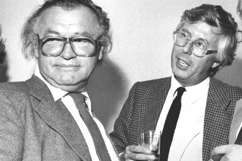 <span class="Bold">1980</span> Werner Düttmann und Josef Paul Kleihues.<br />