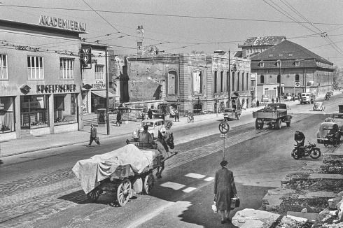 Neckarstraße, heute Konrad-Adenauer-Straße und Kulturmeile, 1953<br /><br />