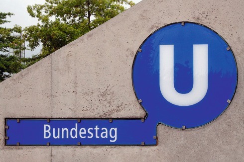 Nun ein Teil des großen Ganzen: der in den neunziger Jahren ...<span class="OffWhite"></span><br />
