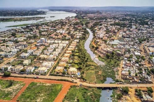 Das vor 20 Jahren begonnene Stadtviertel Citédu Niger liegt abseits der informellen Siedlungen.