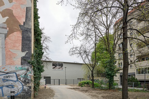An der Torstraße gelegen, aber deutlich zurück­versetzt im Blockinneren<br />