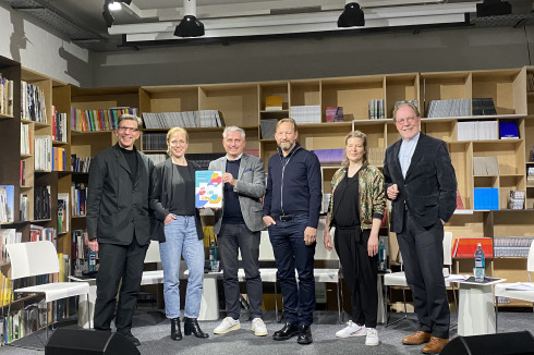 Moderator Prof. Jan Krause, Inga Glander, Prof. Andreas M. Krys, Eike Becker, Elisabeth Broermann, Klaus Niemann<br />