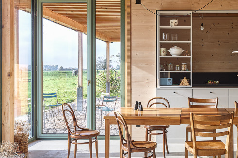 ... nachhaltiges Heizen mit nur einem Kamin und vieles mehr konnten die Architekten im Auszughaus umsetzen.<br />