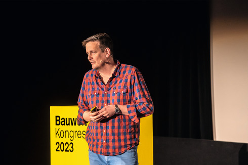 <strong>Axel Humpert, BHSF Architek</strong><strong>ten.</strong> Nichts abreißen, was nicht abgerissen werden muss. Das gilt auch für den vermeintlich häßlichsten Bestand.<br />