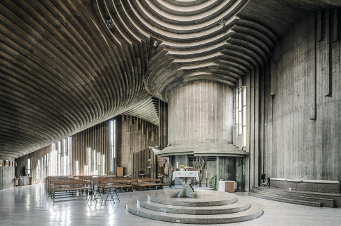 Die Kirche Sacra Famiglia in Salerno entstand 1973.<br />