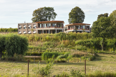 Kuhglocken, Blumenwiesen, milder Wind. Menschen mit Sehbehinderung erfahren Ganspoel vorwiegend akustisch, olfaktorisch und  haptisch.<br />Masterplan im Maßstab 1:3333<br />