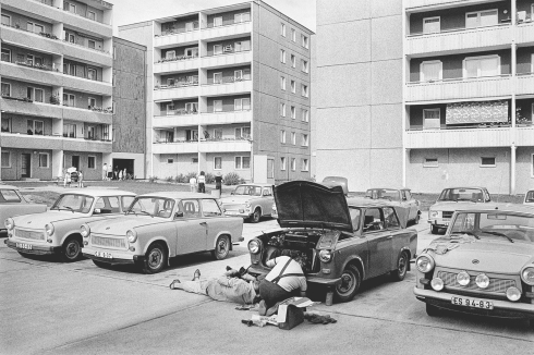 Thomas Kläber: Frankfurt (Oder), Neuberesinchen, 1988/89; Silbergelatineabzug.<br />