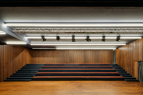 ... und Kindertheater – ...<br />