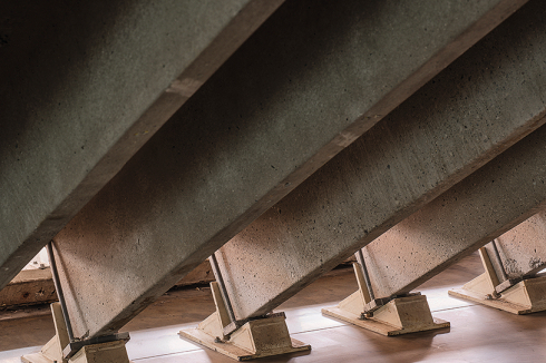 Detail der neuen Treppe aus alten Betonplatten.<br />