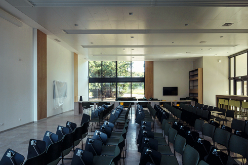 ...Auditorium ...<br />