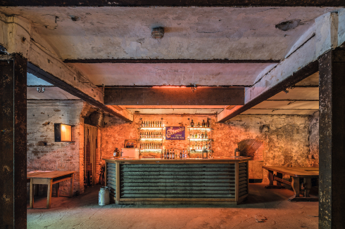 Die Bar im Souterrain.<br />