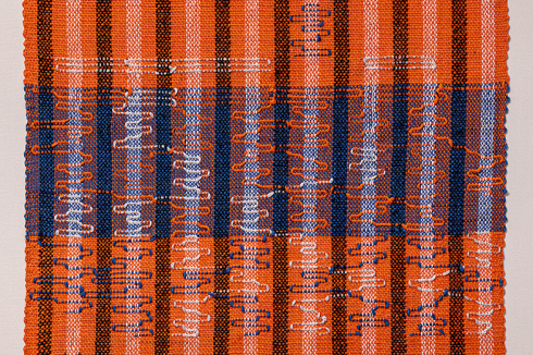 Anni Albers, Intersecting, 1962, Baumwolle und Kunstseide, Josef Albers Muse-um Quadrat Bottrop<br />