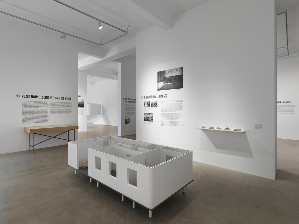 Ausstellungsansicht Berlin plant. Stunde Null, Neuer Berliner Kunstverein (n.b.k.), 2026<br />